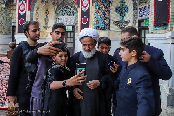 هیات نوجوانان حرم مطهر رضوی‎