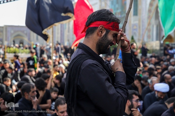 عزاداری شهادت امام رضا(ع) در حرم مطهر رضوی