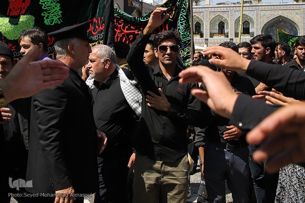 عزاداری شهادت امام رضا(ع) در حرم مطهر رضوی