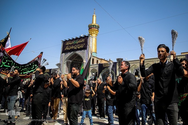 عزاداری شهادت امام رضا(ع) در حرم مطهر رضوی