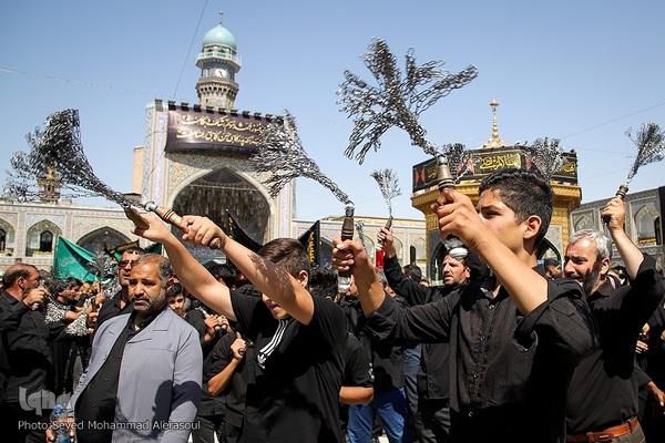 عزاداری شهادت امام رضا(ع) در حرم مطهر رضوی