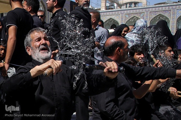 عزاداری شهادت امام رضا(ع) در حرم مطهر رضوی