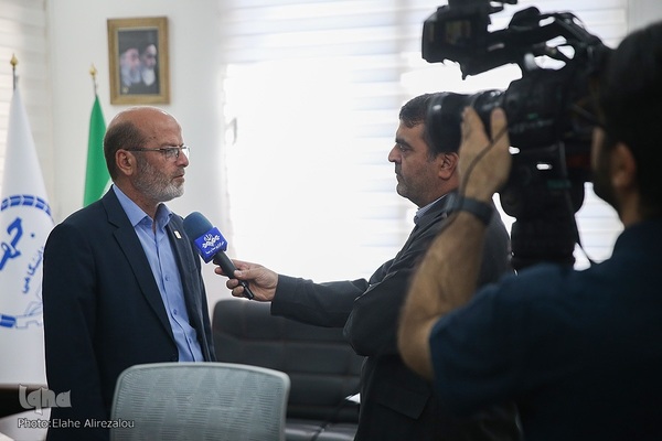 امضای قرارداد ساخت لوله مغزی سیار بین جهاددانشگاهی و شرکت سپنتا