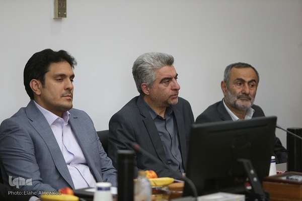 امضای قرارداد ساخت لوله مغزی سیار بین جهاددانشگاهی و شرکت سپنتا