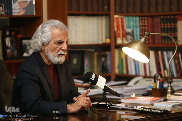 منوچهر شاهسواری