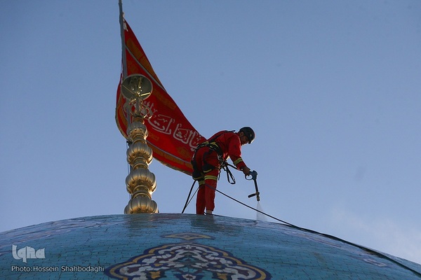 آیین شست و شوی گنبد مسجد جمکران