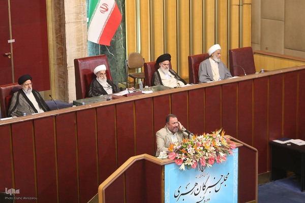 دوازدهمین اجلاس رسمی دوره پنجم مجلس خبرگان رهبری