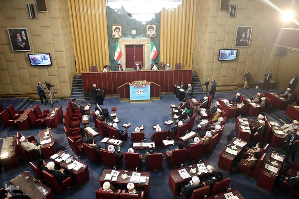 دوازدهمین اجلاس رسمی دوره پنجم مجلس خبرگان رهبری