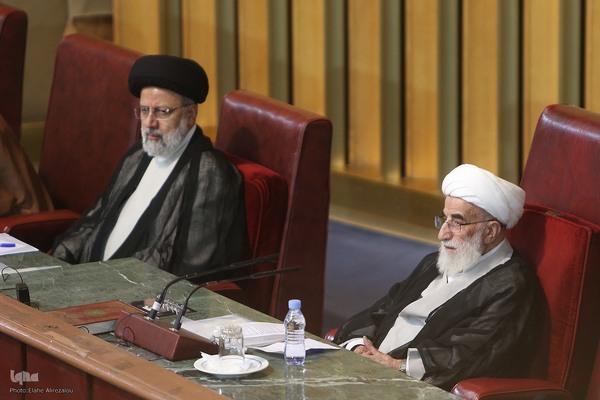 دوازدهمین اجلاس رسمی دوره پنجم مجلس خبرگان رهبری