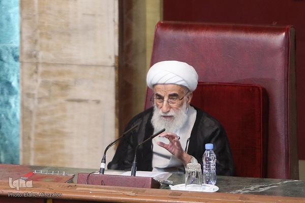 دوازدهمین اجلاس رسمی دوره پنجم مجلس خبرگان رهبری