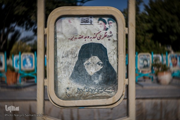 عکس‌های ماندگار در گلستان شهدای اصفهان‎