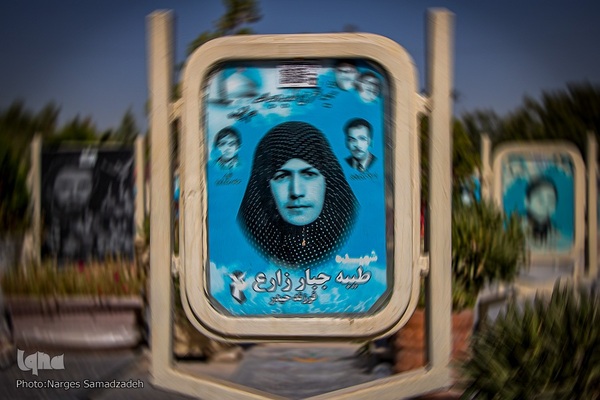 عکس‌های ماندگار در گلستان شهدای اصفهان‎