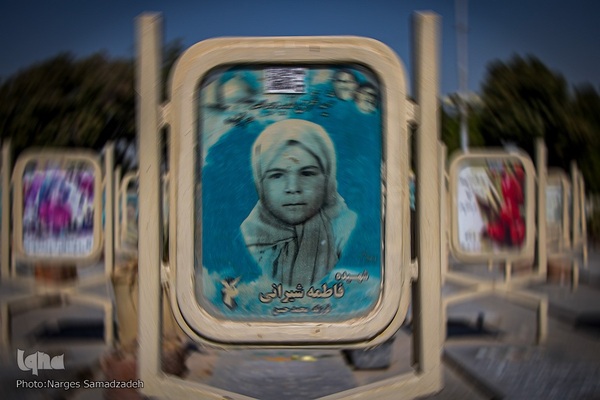 عکس‌های ماندگار در گلستان شهدای اصفهان‎