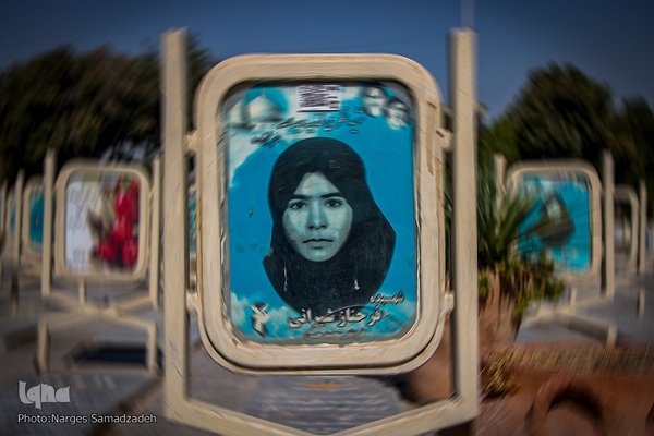 عکس‌های ماندگار در گلستان شهدای اصفهان‎