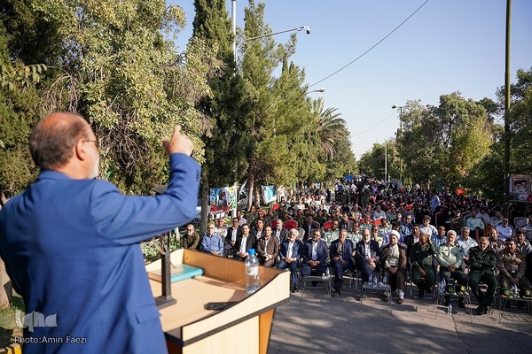 گلباران مزار شهدا در دارالرحمه شیراز