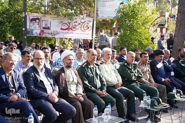 گلباران مزار شهدا در دارالرحمه شیراز