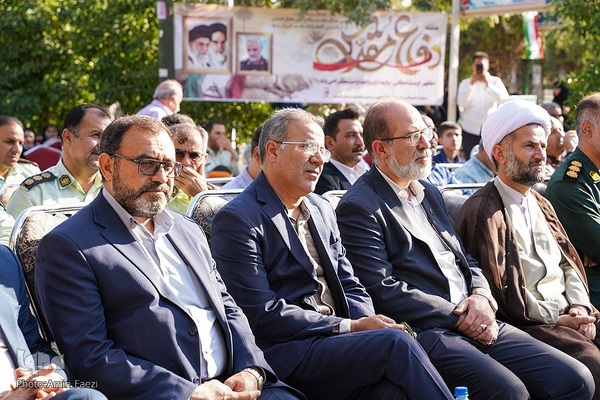 گلباران مزار شهدا در دارالرحمه شیراز