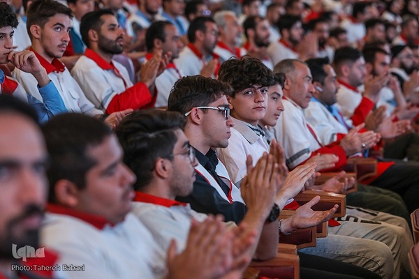 آیین گرامیداشت هفته دفاع مقدس و تجلیل از خادمان اربعین حسینی