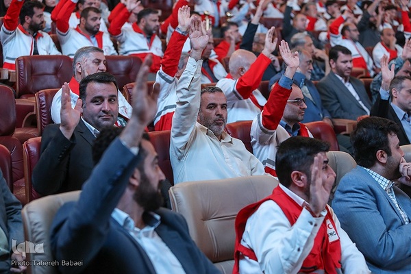 آیین گرامیداشت هفته دفاع مقدس و تجلیل از خادمان اربعین حسینی