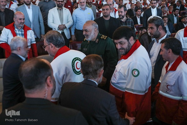 آیین گرامیداشت هفته دفاع مقدس و تجلیل از خادمان اربعین حسینی