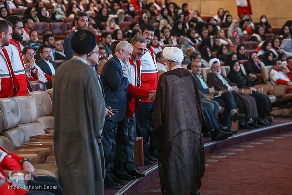 آیین گرامیداشت هفته دفاع مقدس و تجلیل از خادمان اربعین حسینی