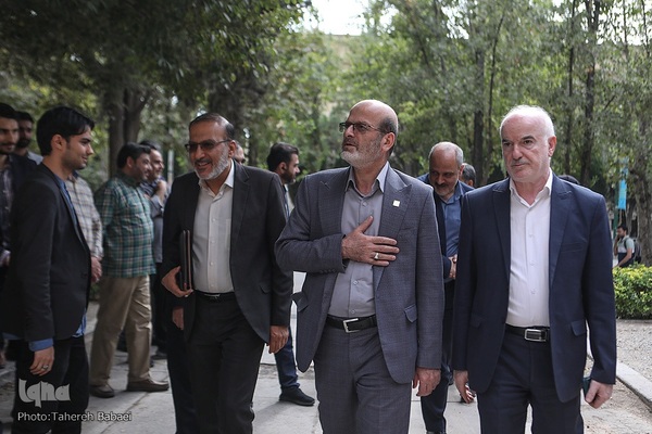 افتتاح مرکز فرهنگی دکتر کاظمی آشتیانی