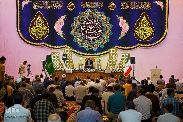 حرم مطهر شاهچراغ(ع) غرق شادی میلاد پیامبر مهربانی‌ها‎