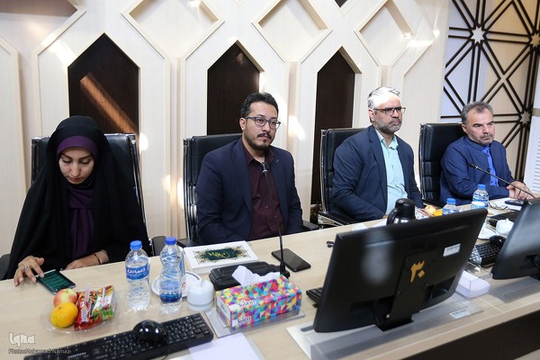 نشست بررسی نحوه مشارکت و هم‌افزایی در سند توسعه وقف قرآنی