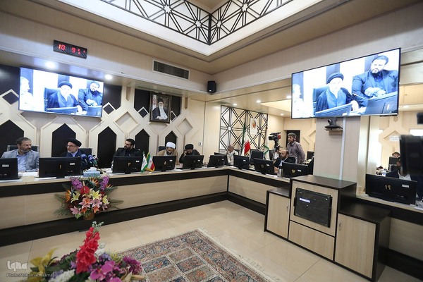 نشست بررسی نحوه مشارکت و هم‌افزایی در سند توسعه وقف قرآنی