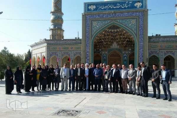 همایش وقف و رسانه در امامزاده طاهر(ع) کرج