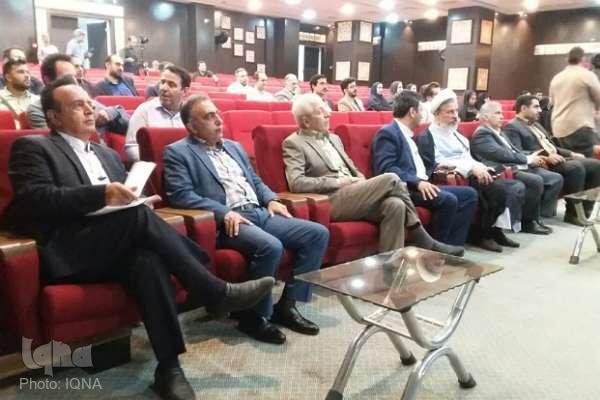 همایش وقف و رسانه در امامزاده طاهر(ع) کرج