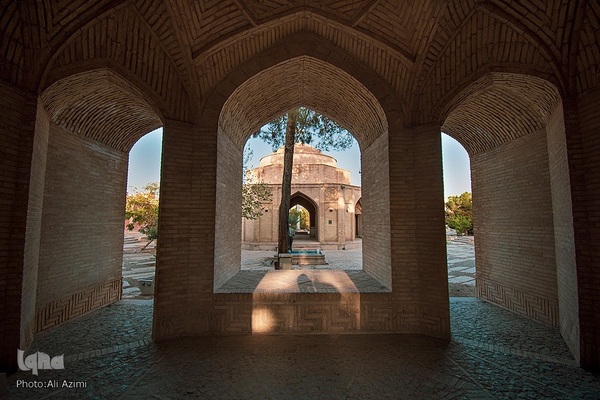 ورودی تکیه فاضل سراب(جوباره ای)