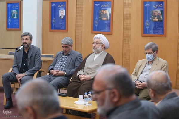 پوستر یازدهمین کنگره بین‌المللی قرآن و عترت و سلامت رونمایی شد