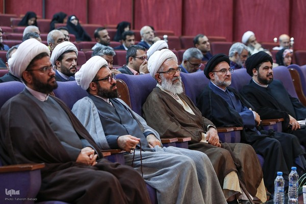 همایش یاوران وقف