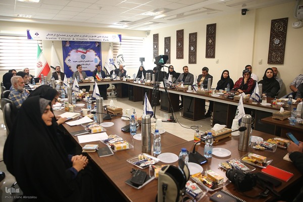 نشست تخصصی گردشگری و معنویت