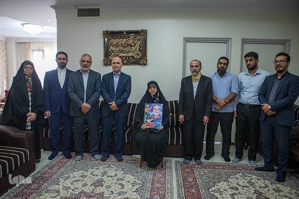 دیدار جامعه قرآنی با خانواده شهید حسين كربلايي