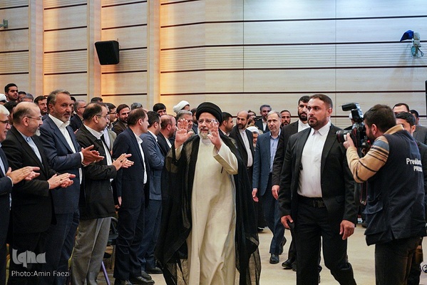 سفر رئیس جمهور به استان فارس‌