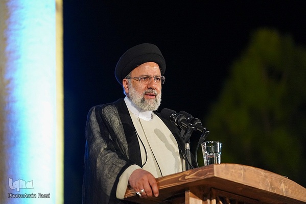 حضور رئیس‌جمهور در حافظیه