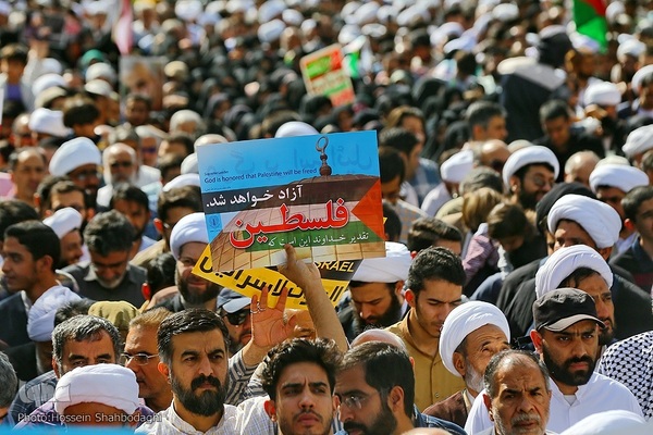 راهپیمایی مردم ایران به شکرانه حماسه‌ مقاومت