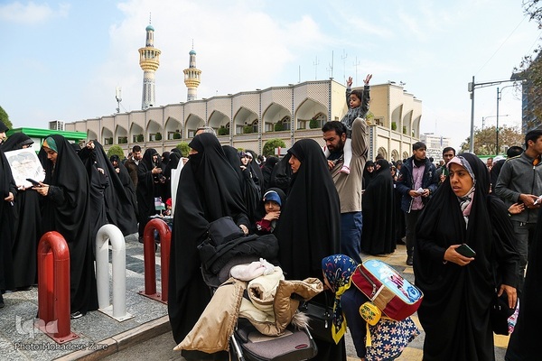 راهپیمایی مردم ایران به شکرانه حماسه‌ مقاومت