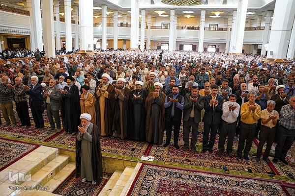 راهپیمایی مردم ایران به شکرانه حماسه‌ مقاومت