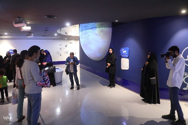 نشست معرفی فعالیت‌های باغ کتاب تهران