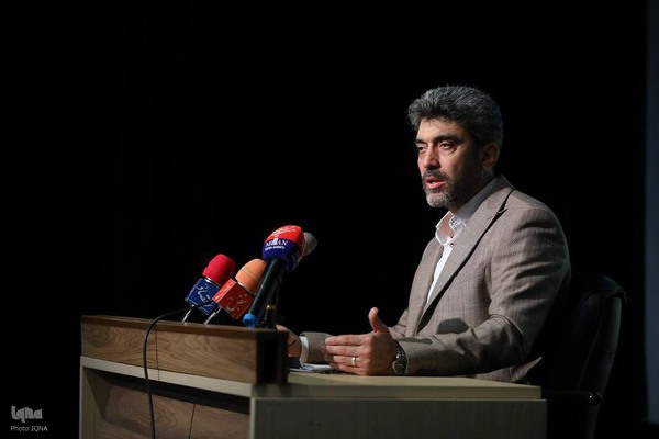 نشست معرفی فعالیت‌های باغ کتاب تهران