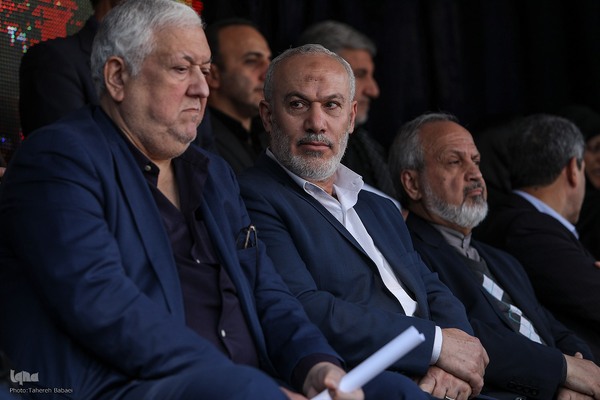 تجمع امدادگران و کادر درمان در میدان فلسطین