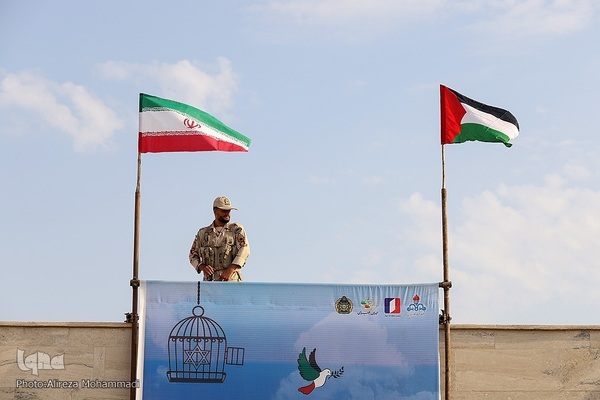 بازگشت پیکر‌های ۲۲ شهید دفاع مقدس به وطن