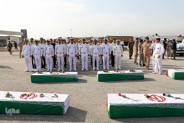 بازگشت پیکر‌های ۲۲ شهید دفاع مقدس به وطن