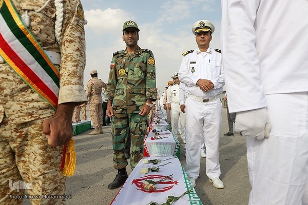 بازگشت پیکر‌های ۲۲ شهید دفاع مقدس به وطن