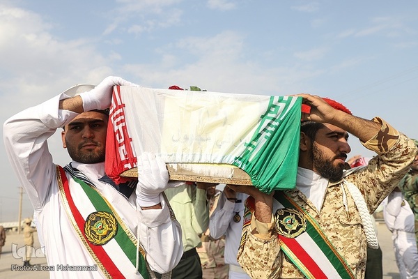 بازگشت پیکر‌های ۲۲ شهید دفاع مقدس به وطن