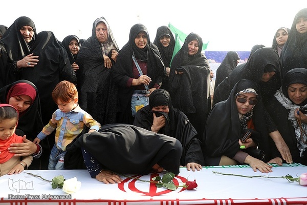 بازگشت پیکر‌های ۲۲ شهید دفاع مقدس به وطن