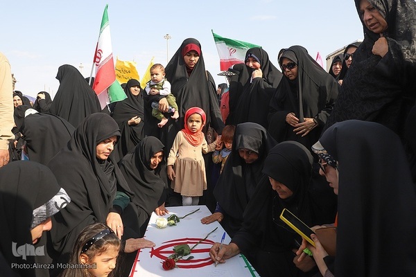 بازگشت پیکر‌های ۲۲ شهید دفاع مقدس به وطن